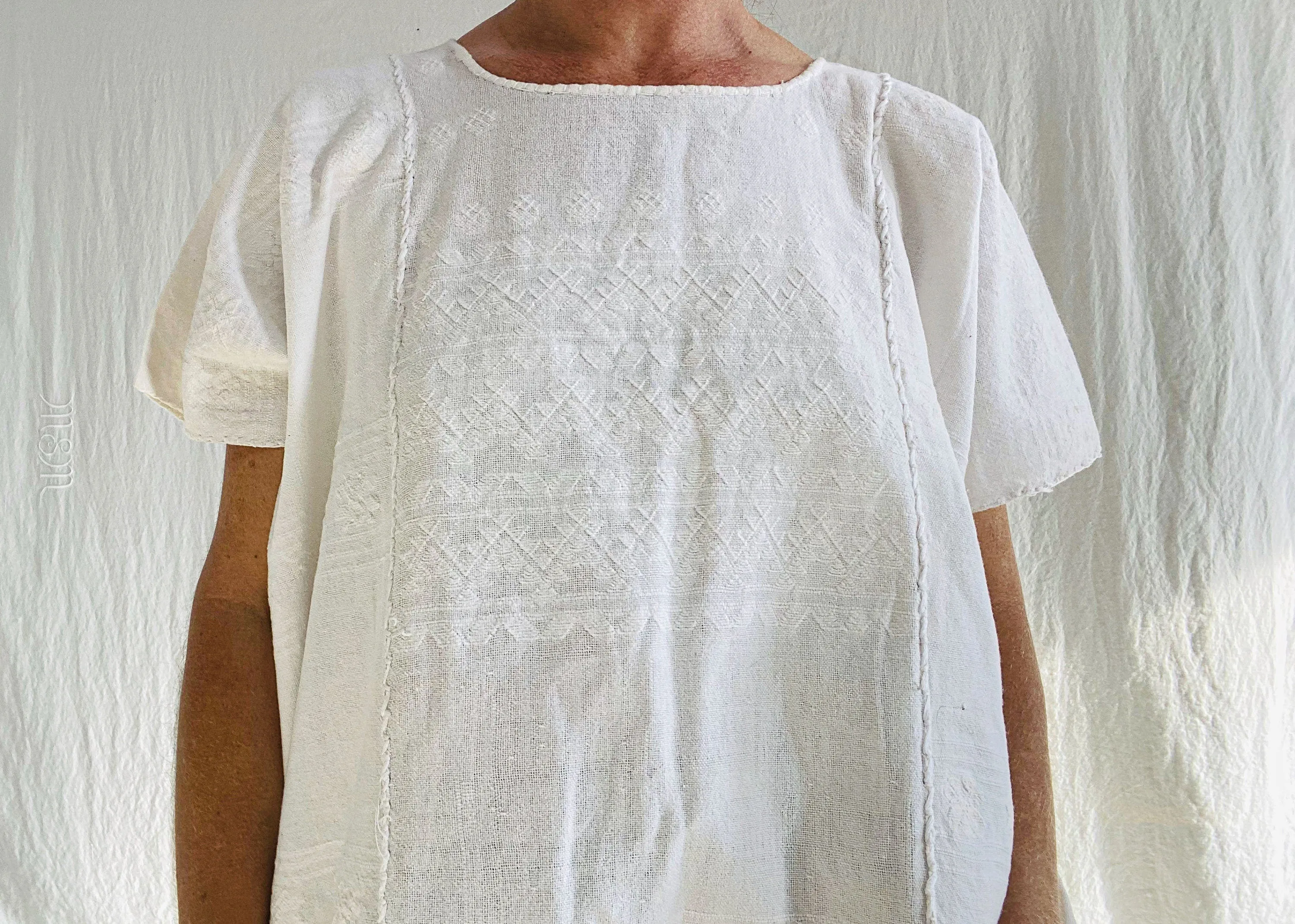 Amuzgo Huipil Dress. White-on-White. Hand-Woven. Guerrero, Mexico. 0189