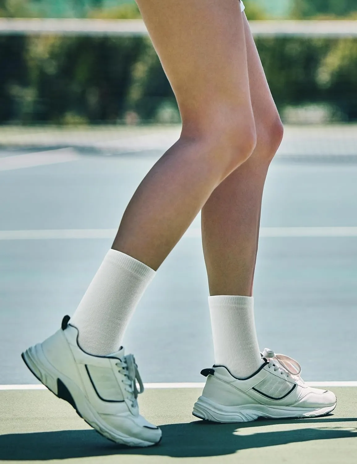 Duufin 12 Pairs Women's Crew Socks Mid Calf Lightweight Casual Gym Workout Plain Sock Ladies Crew Socks